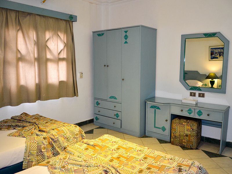 Family Room One Bed Room (Family A) 2