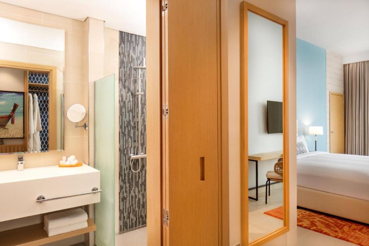 Superior Room Sea View King 2