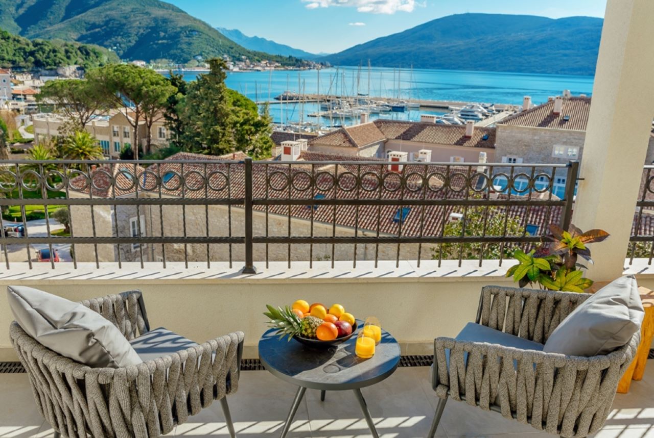 Suite Sea View With Balcony 3