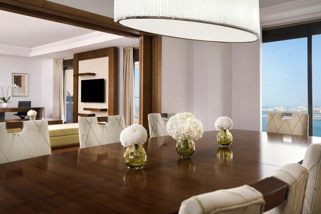 Royal Suite Partial Sea View with Balcony 2