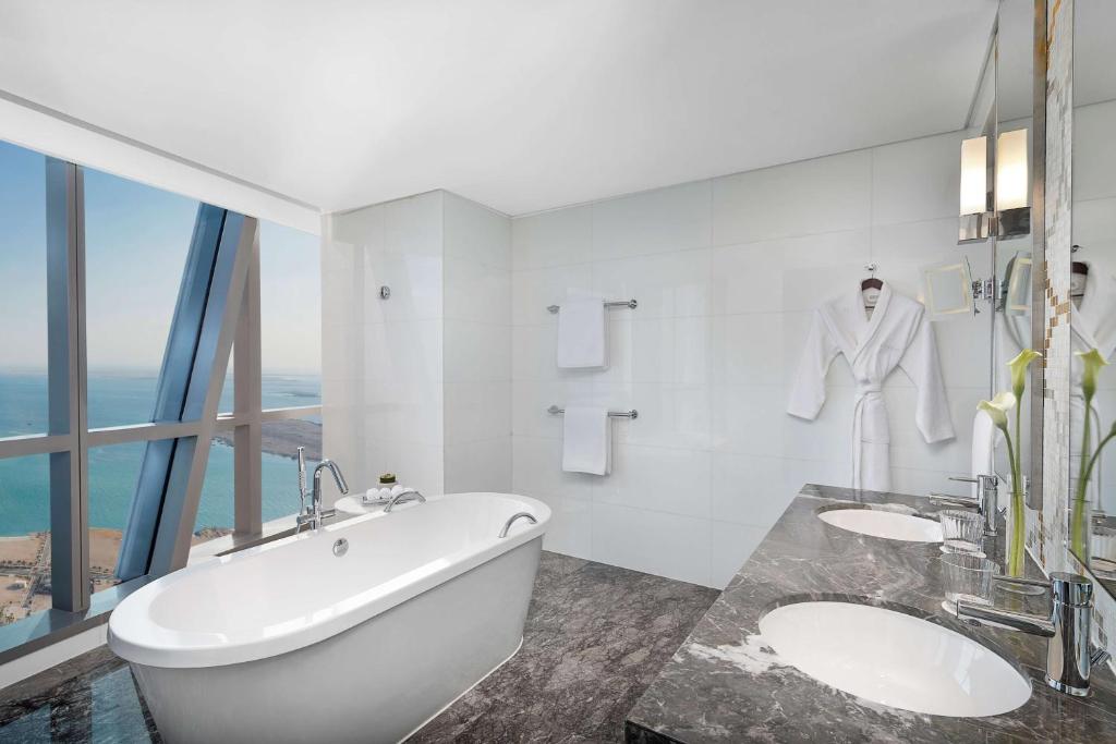 Etihad Suite - Level 45 3