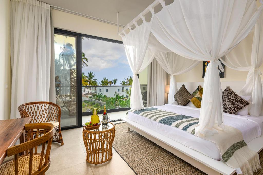 Superior Ocean View with Terrace 4