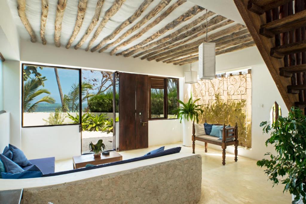 Ocean Front One Room Bungalow 3