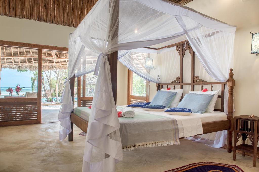 Double Room With Ocean View 3
