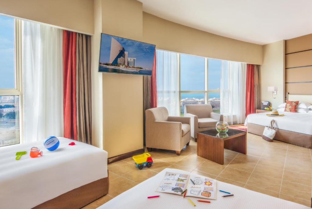 Sea View Family Room with Kitchenette & Balcony 3