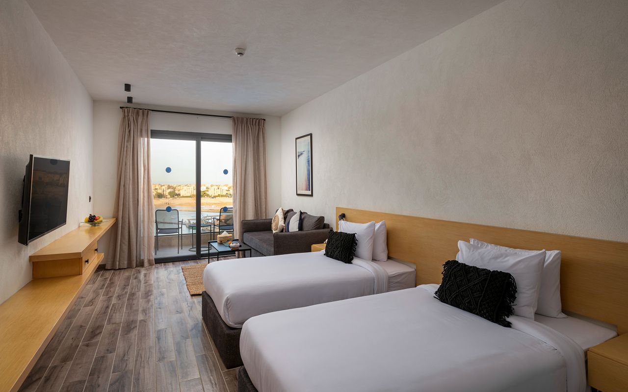 Creek Premium Room 3