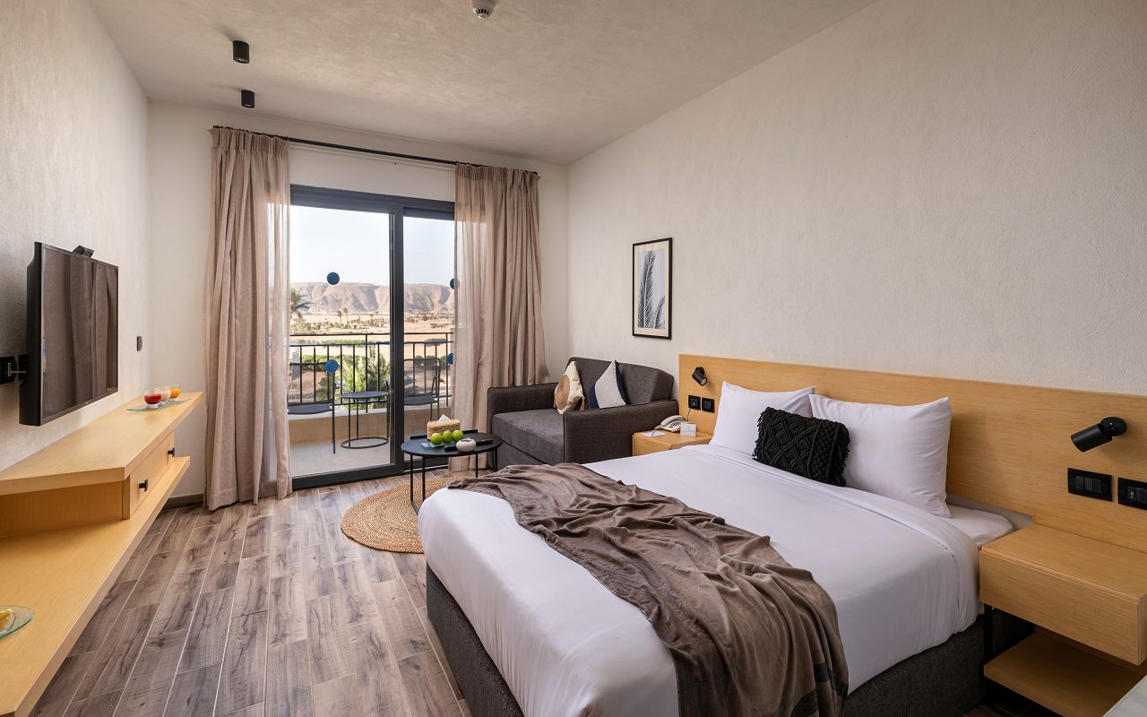 Creek Premium Room 1