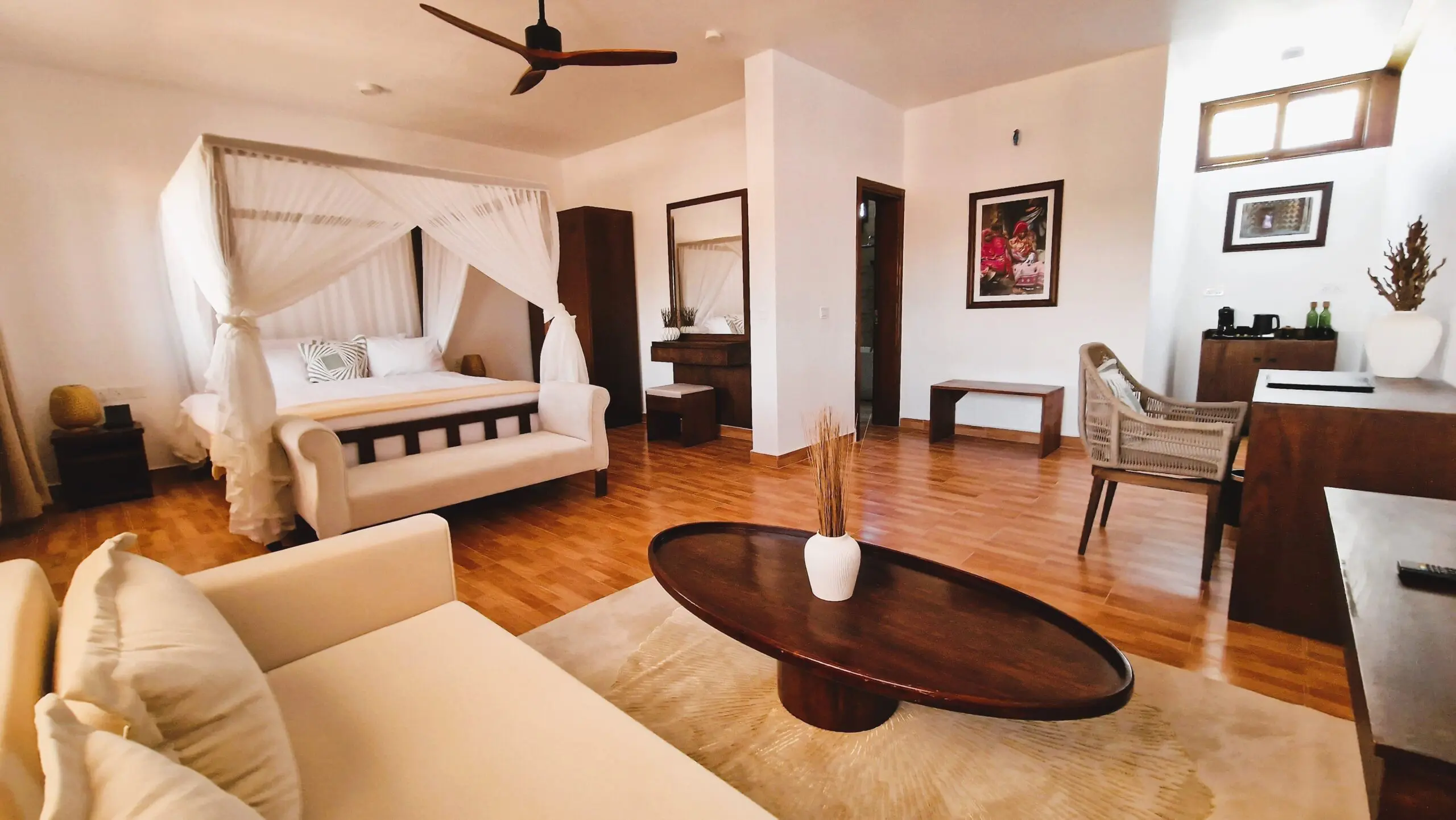 Grand Ocean Suite 1