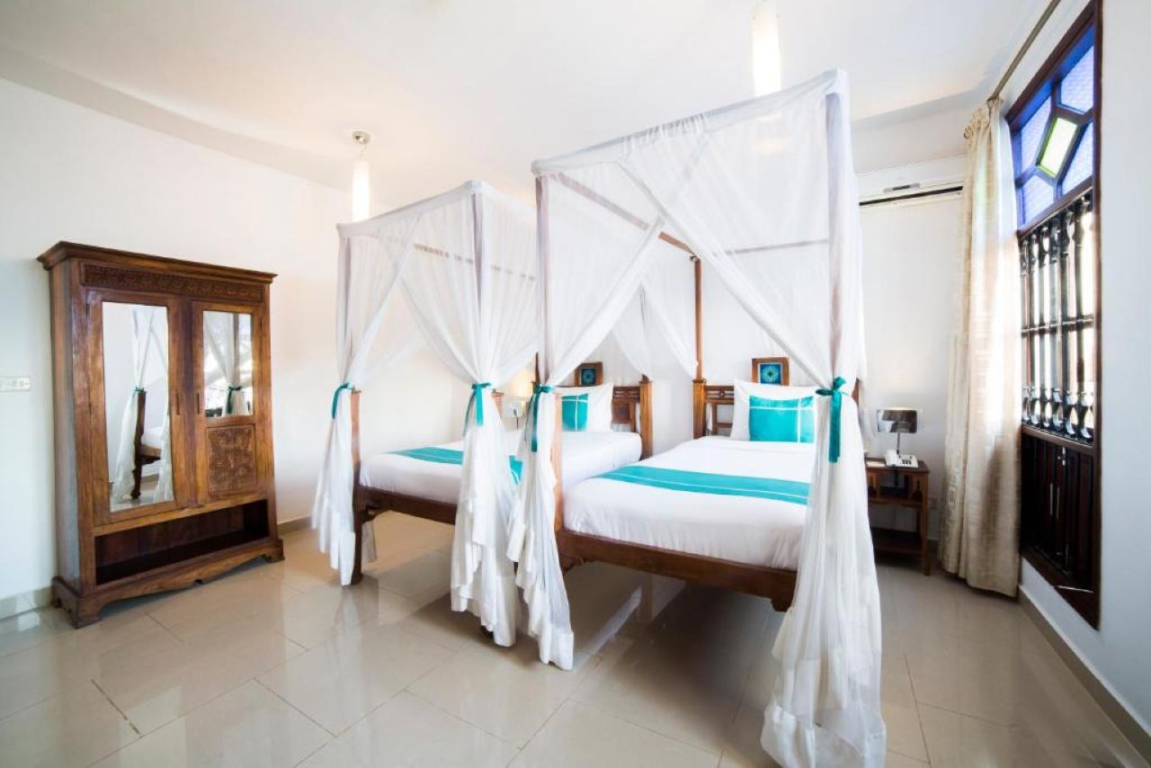 Deluxe/ Twin Room 2