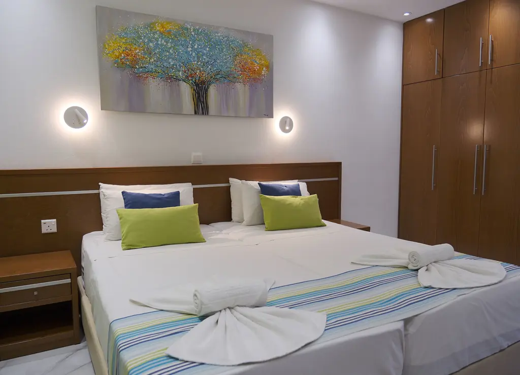 Standard Room Inland View 2