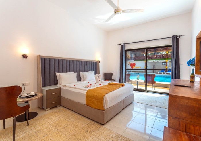 Luxury King/Twin room 4