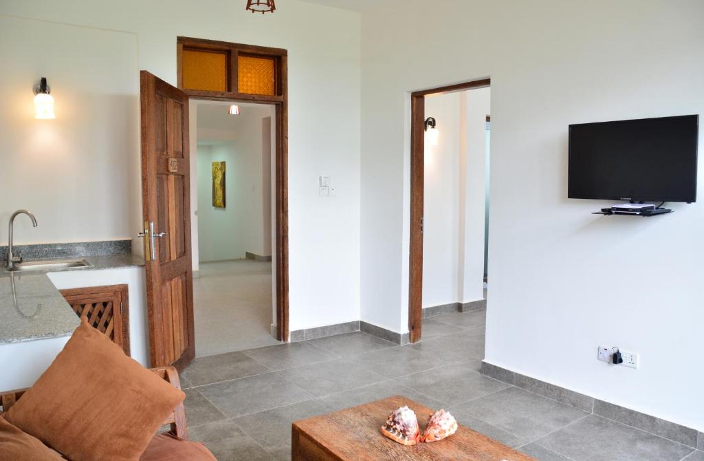 Executive Suite 3