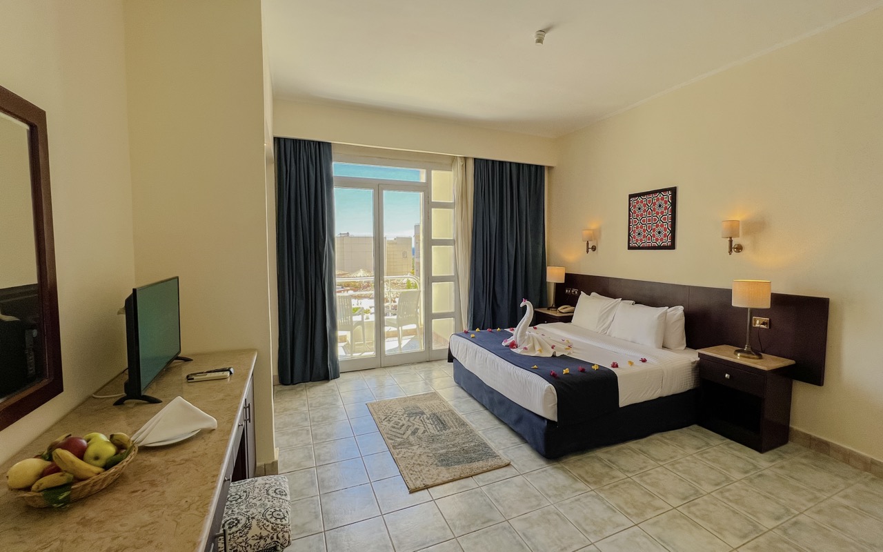 Family Room 3