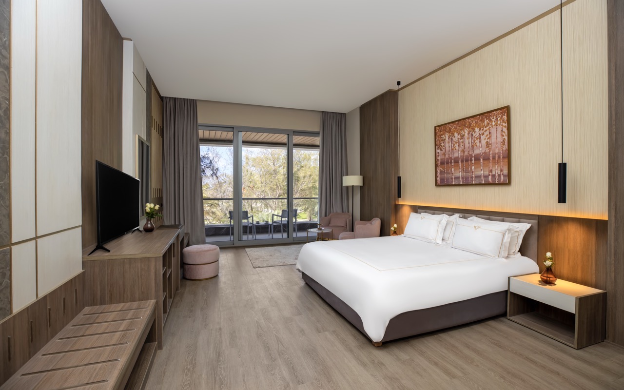 Deluxe Room Sea View 2