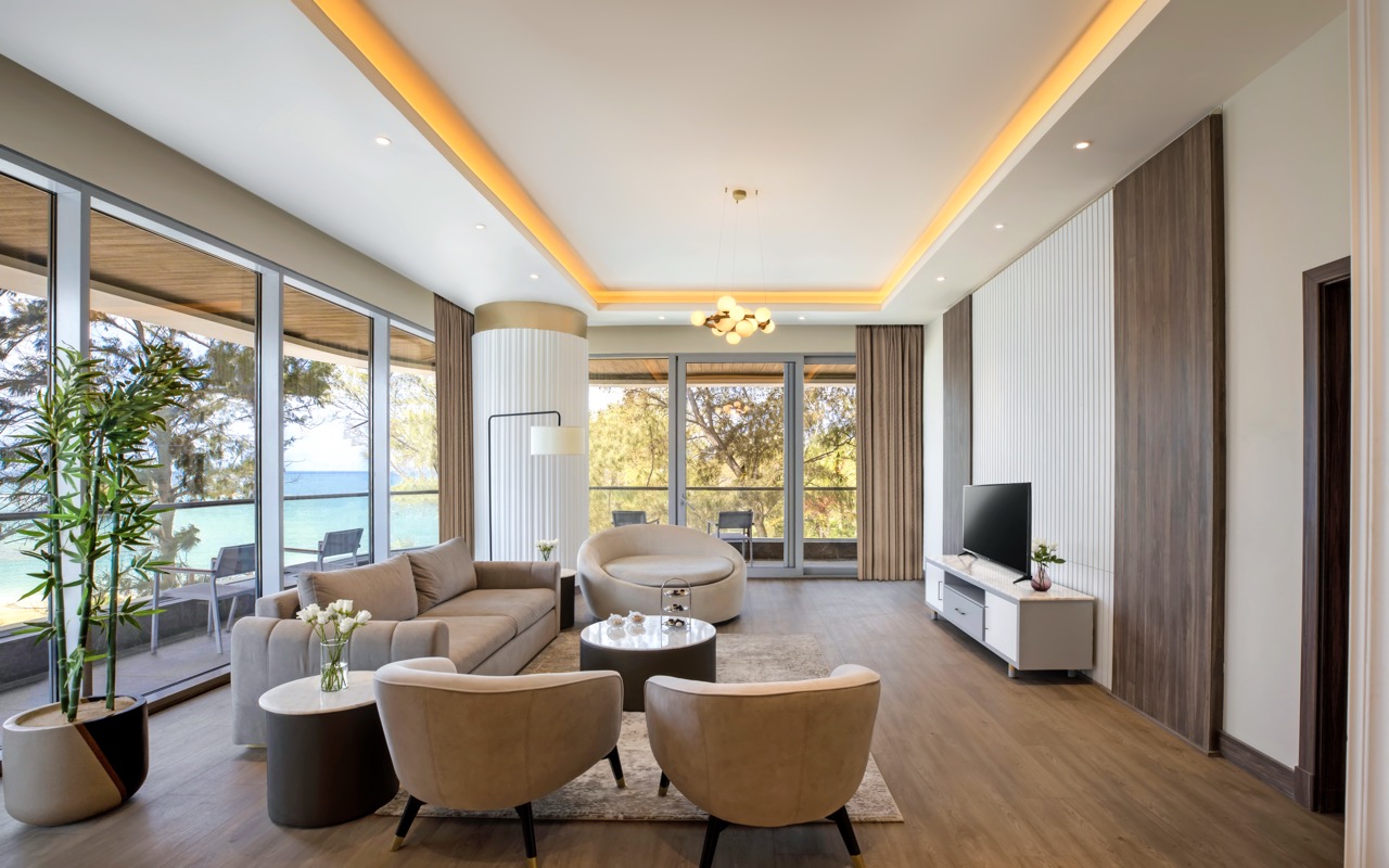 Deluxe Suite Sea View 1