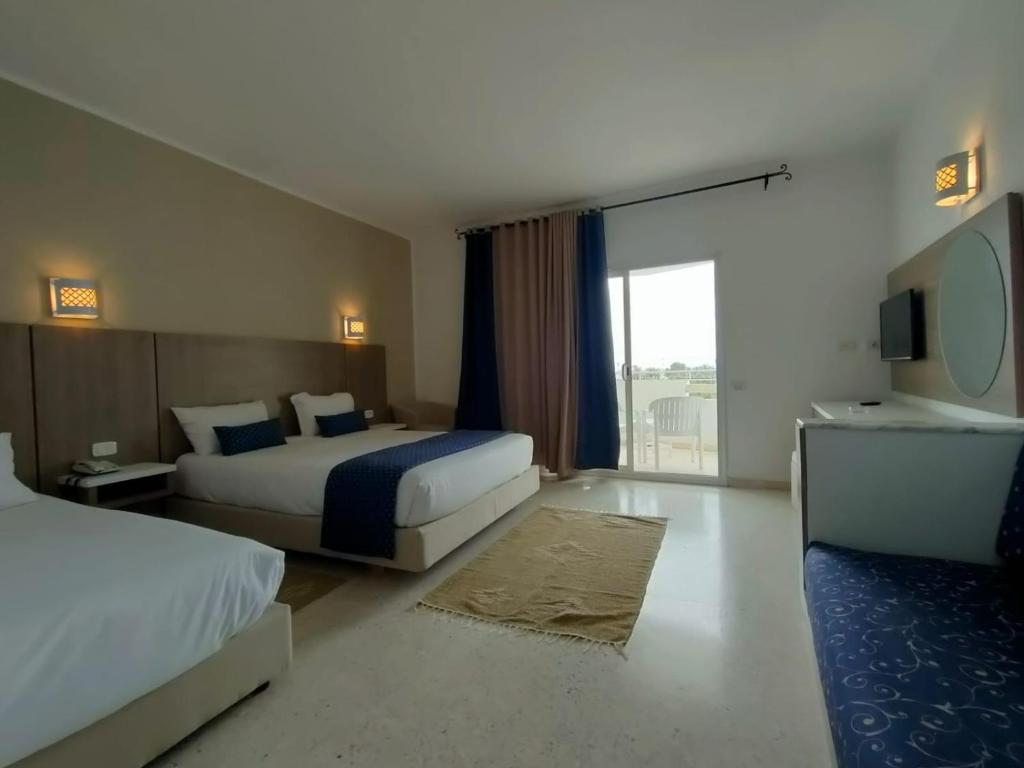 Quadruple Room 2