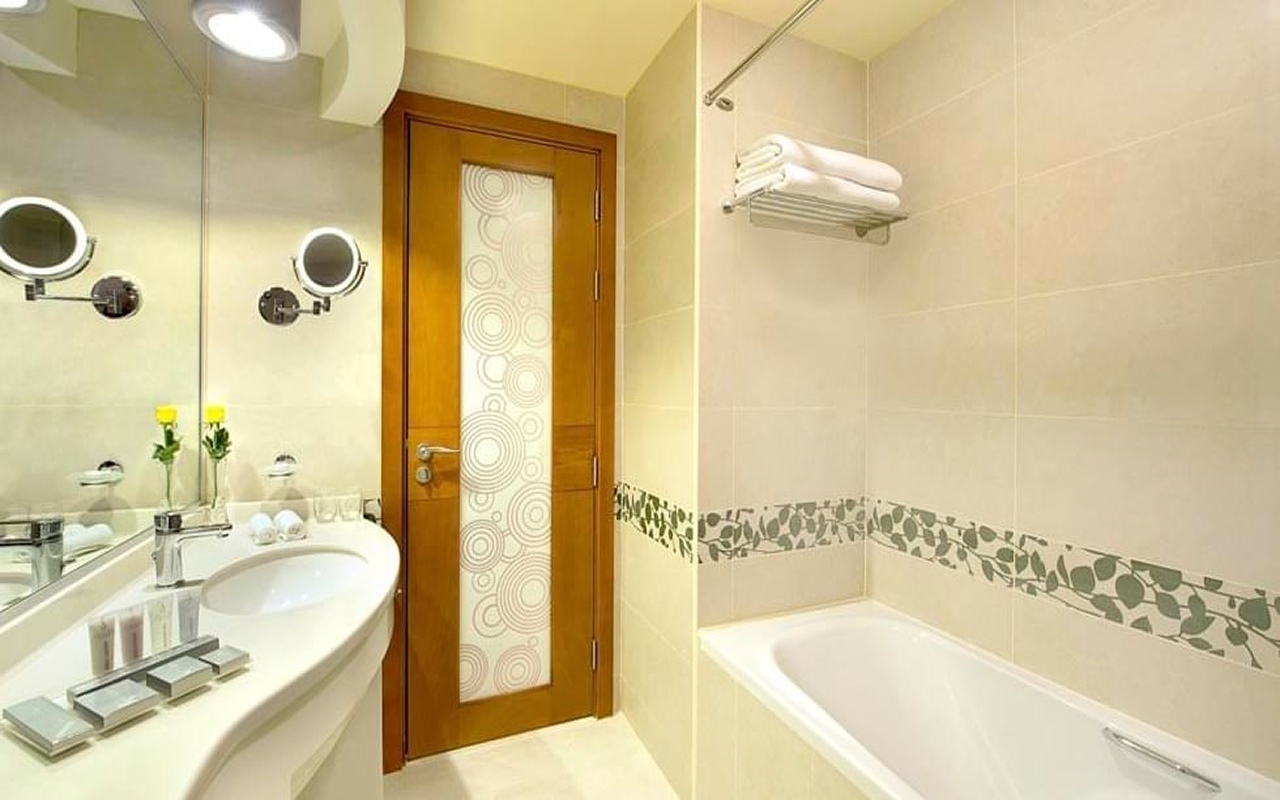 Season Suite 4