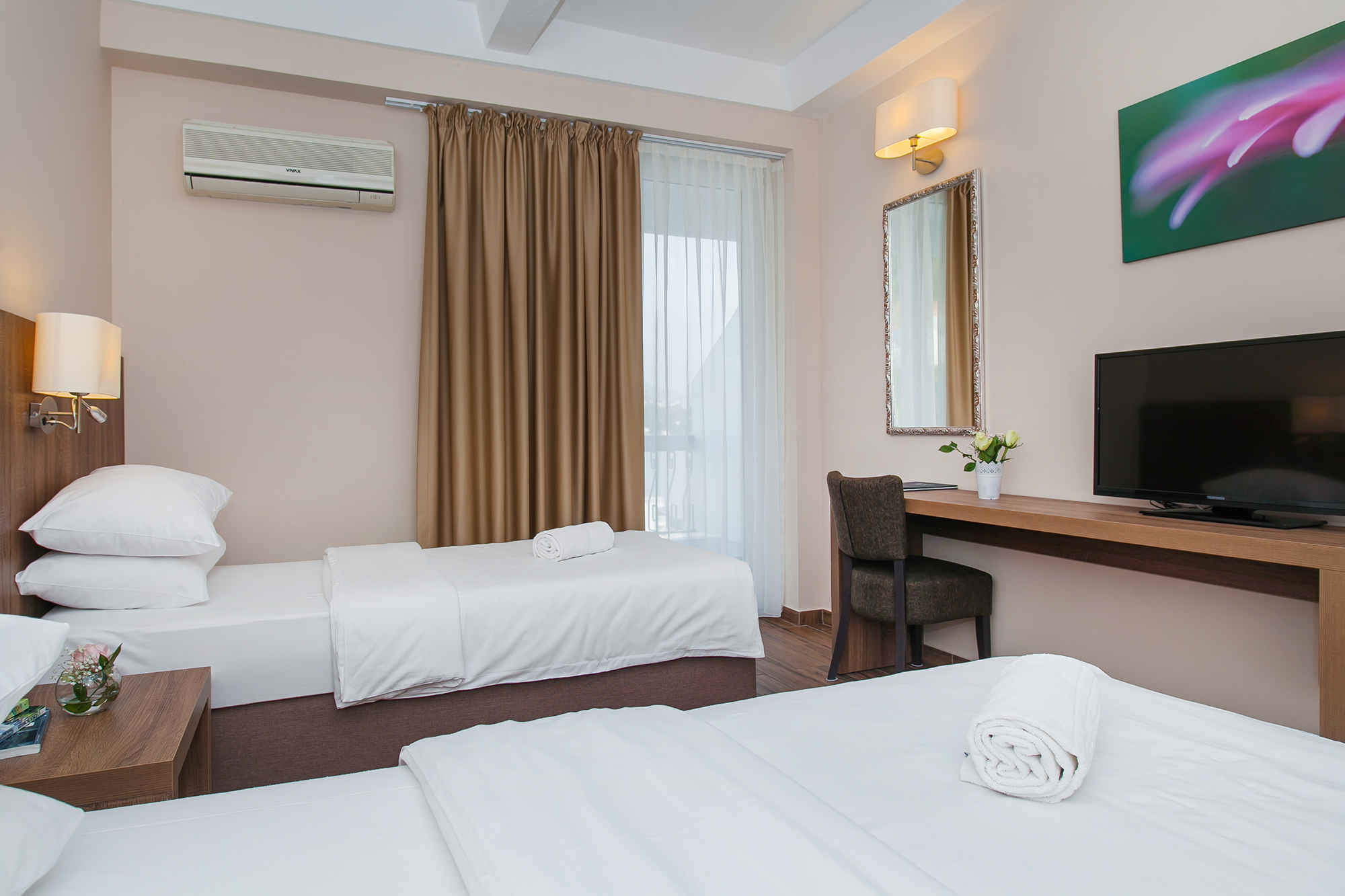 Classic Room Sea Side 3