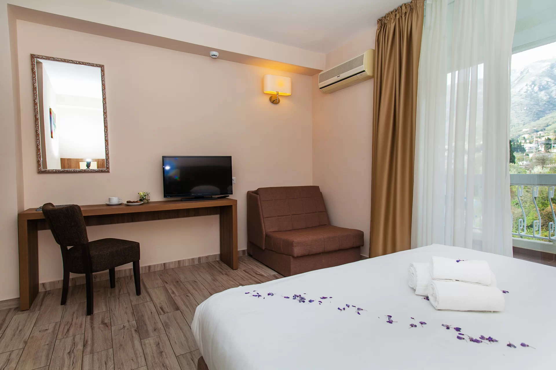 Superior Room 4