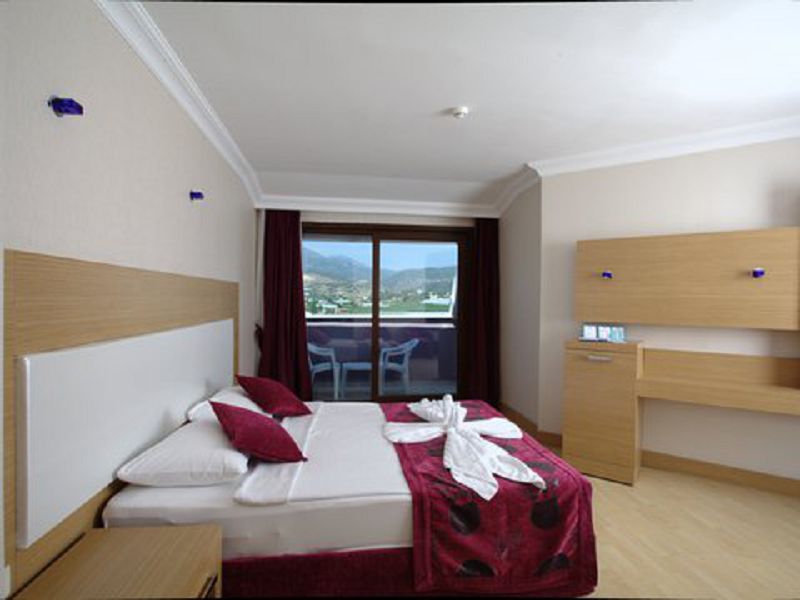 Connection Room 3