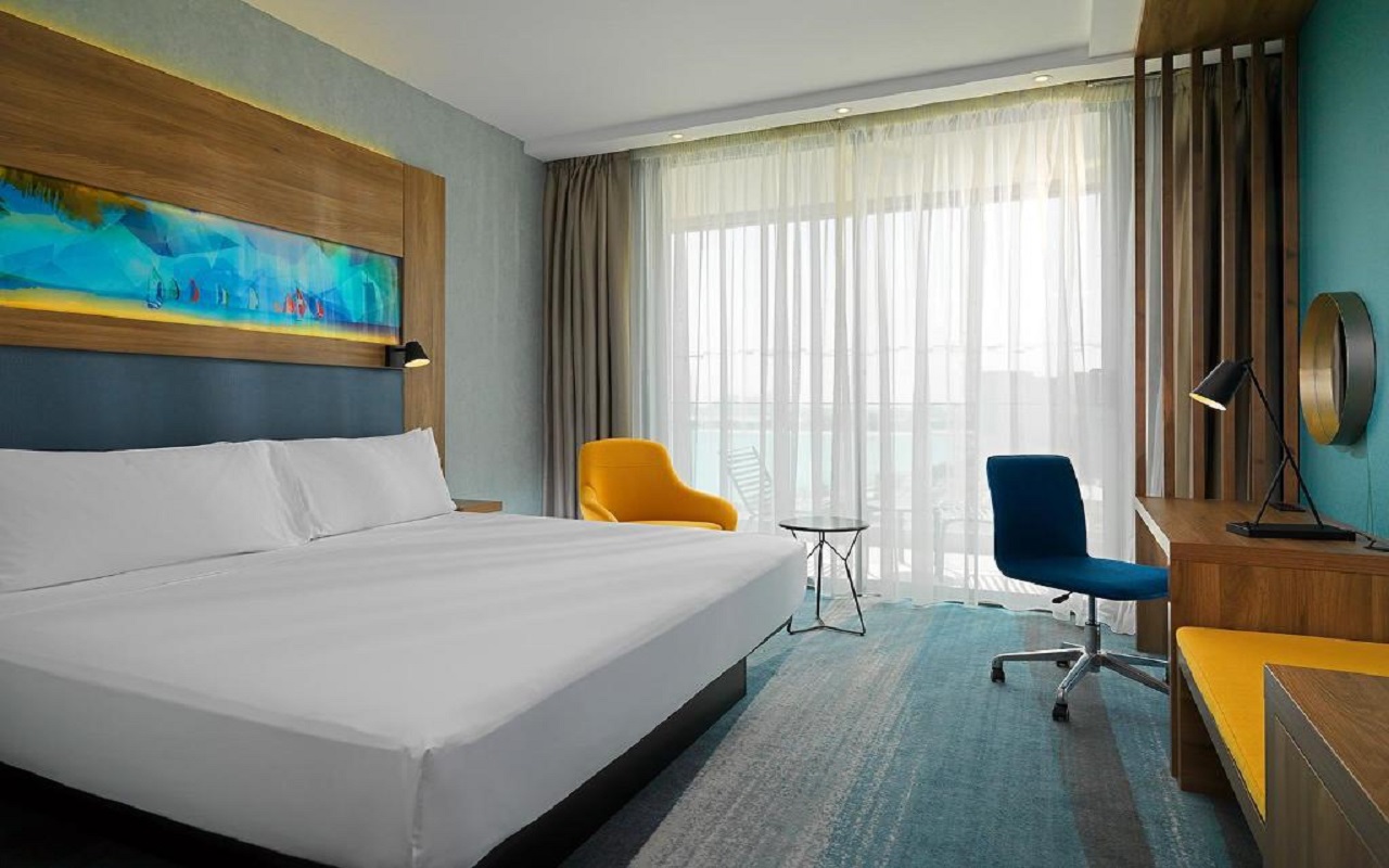 Aloft Sea View Room 1