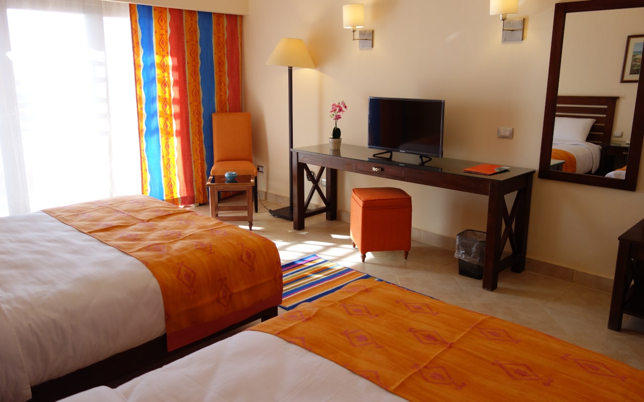 Standard Room Side Sea View 3