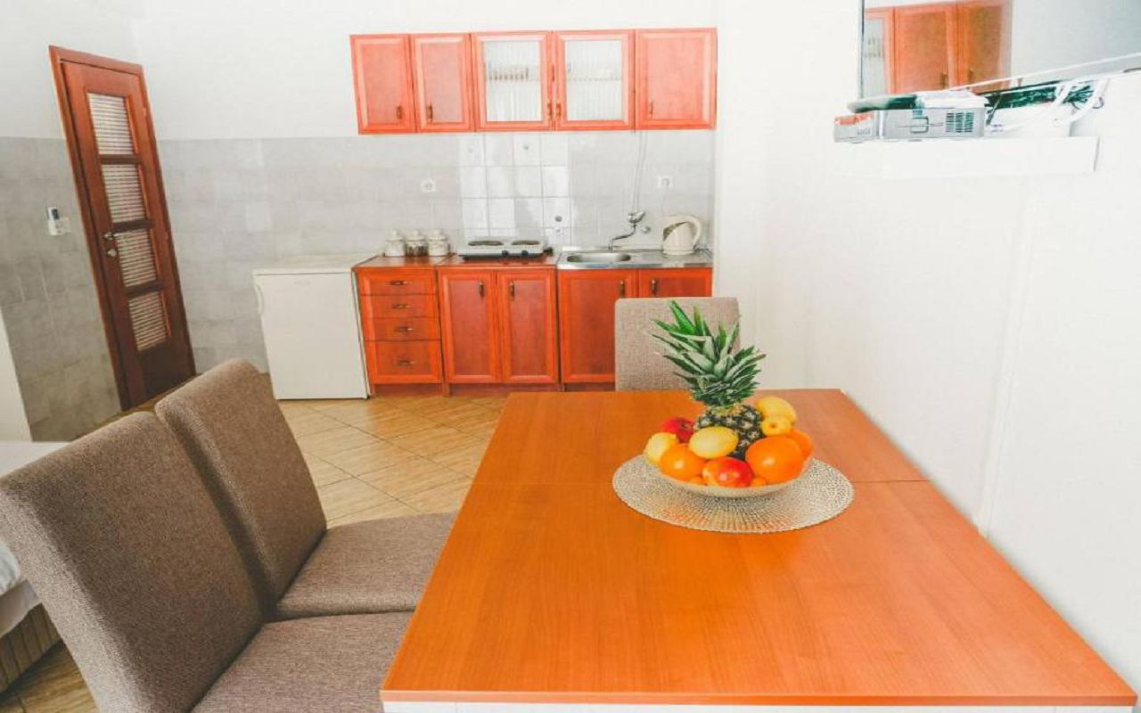 One-bedroom apartment 4