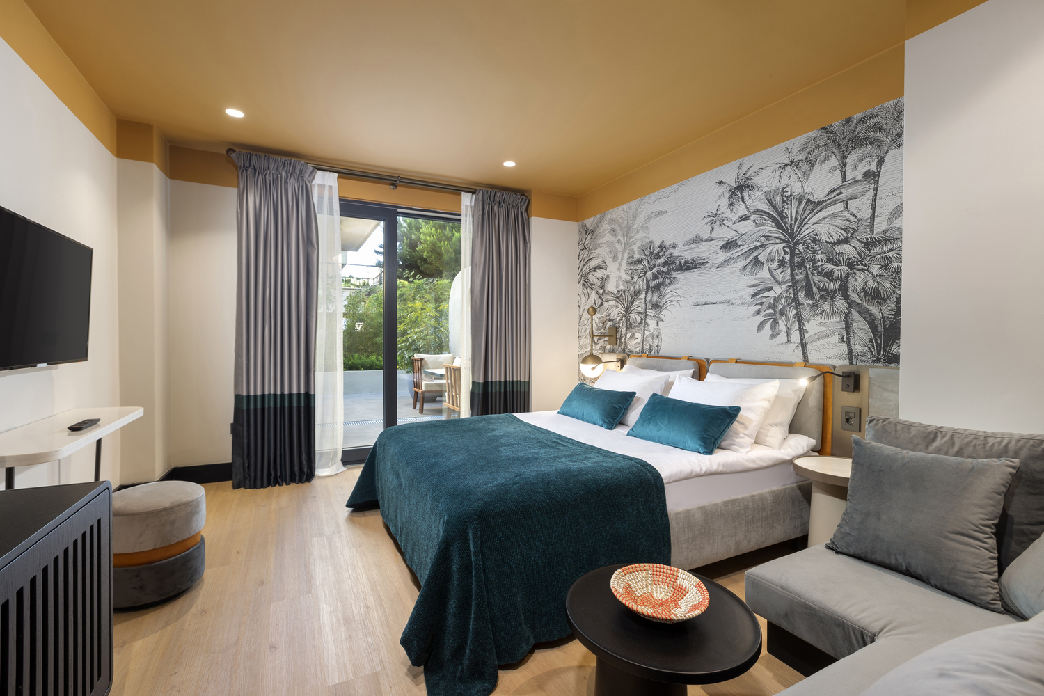 Garden Suite 1