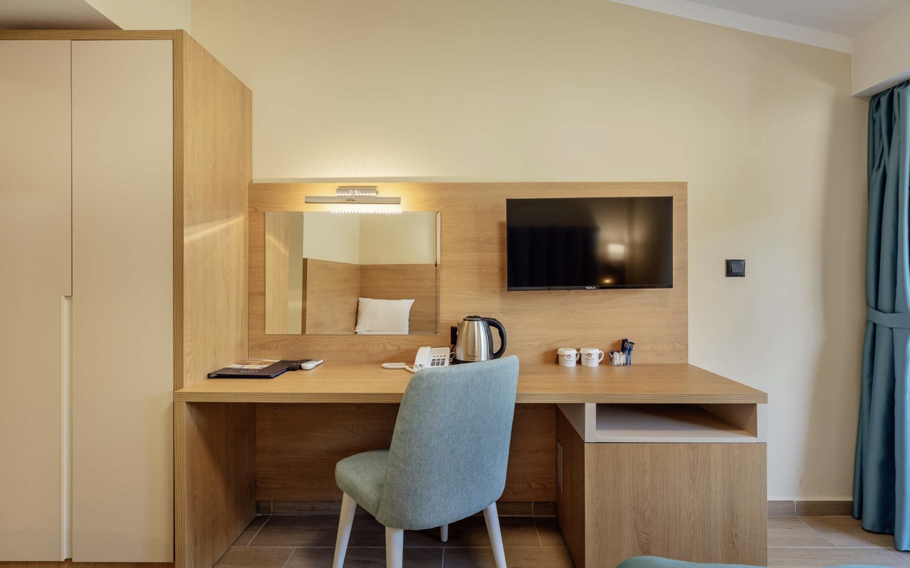Superior Terrace 2