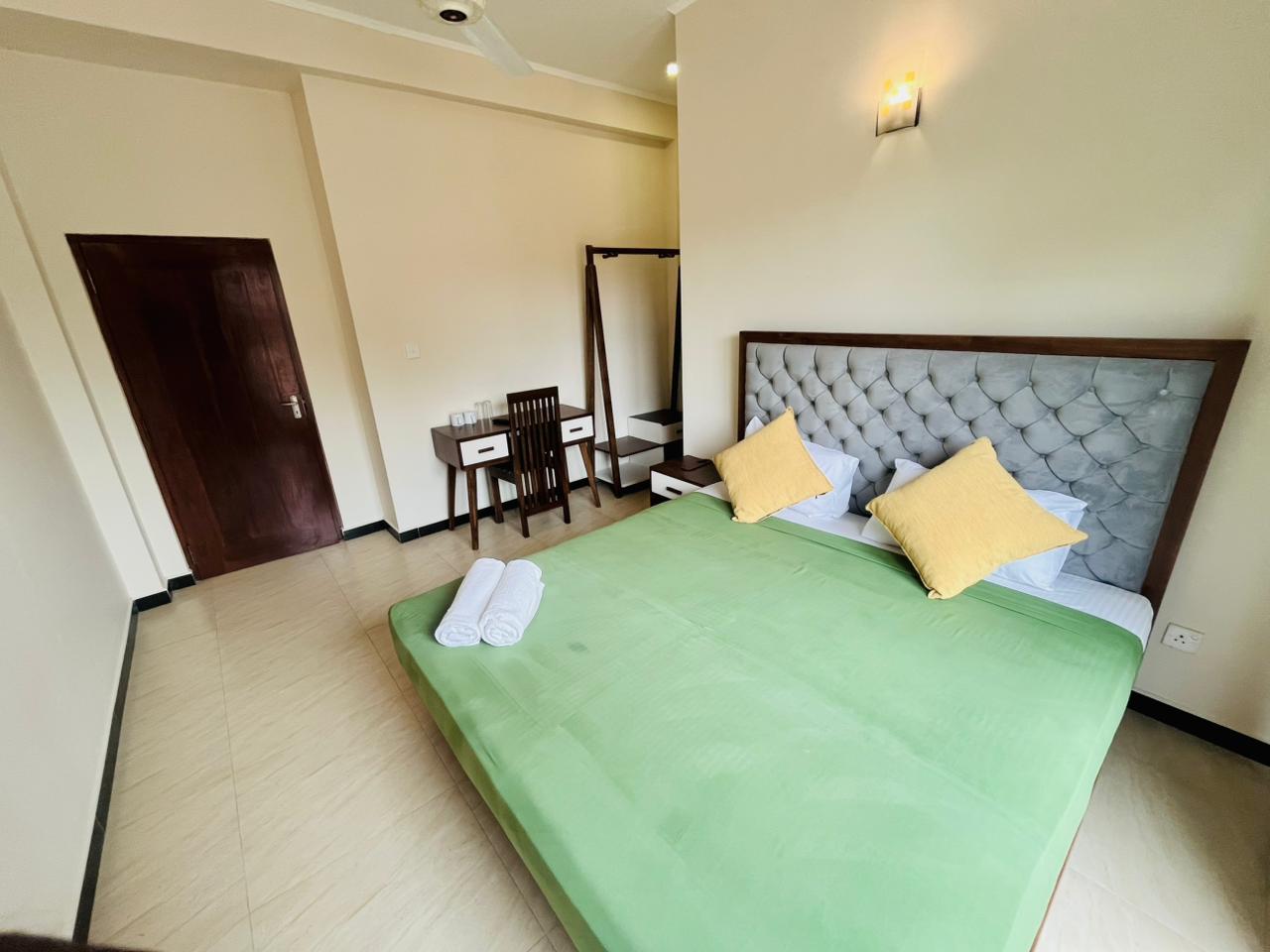 Standard Room 4