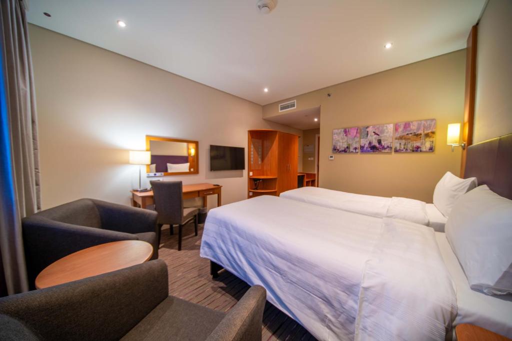 Twin Room 4