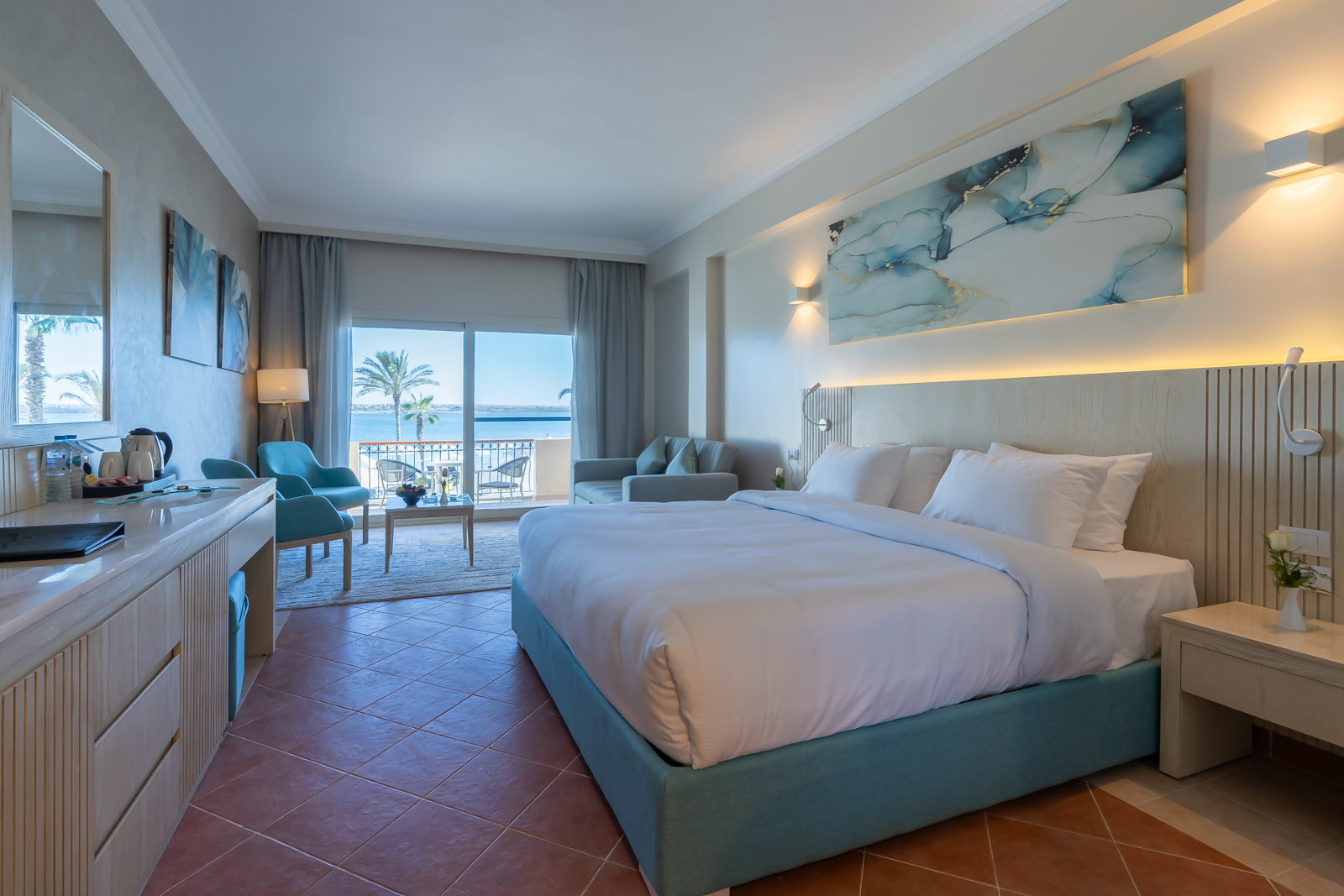 Deluxe Sea View 1