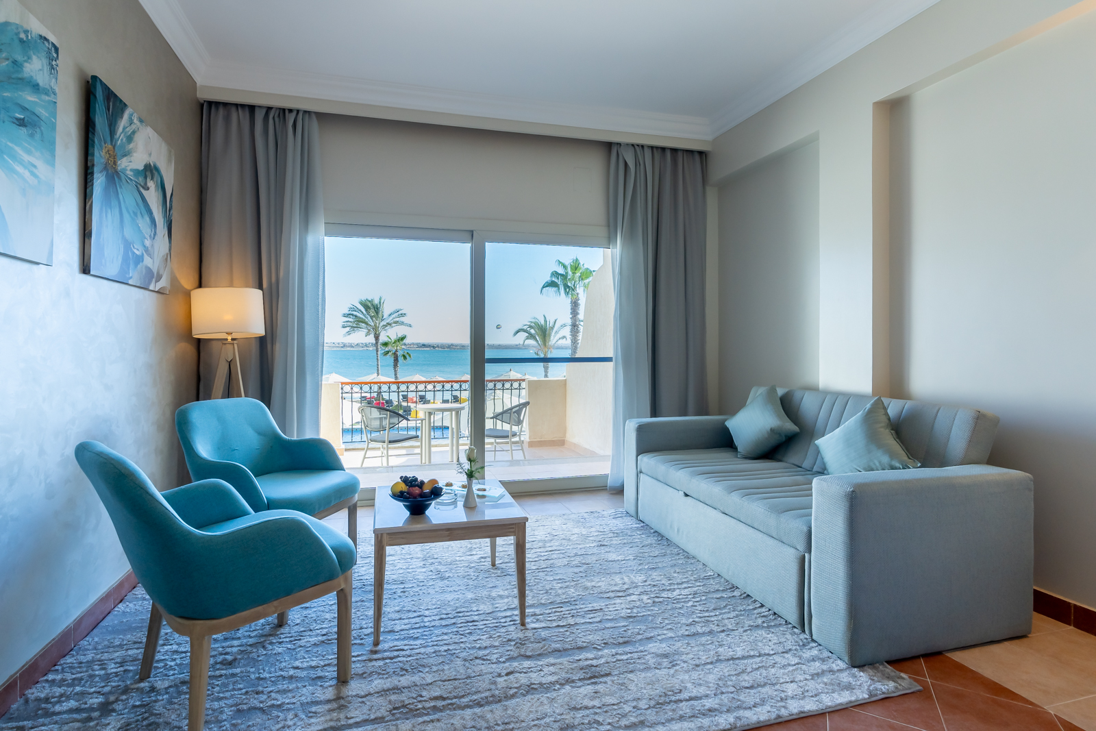 Deluxe Sea View 2