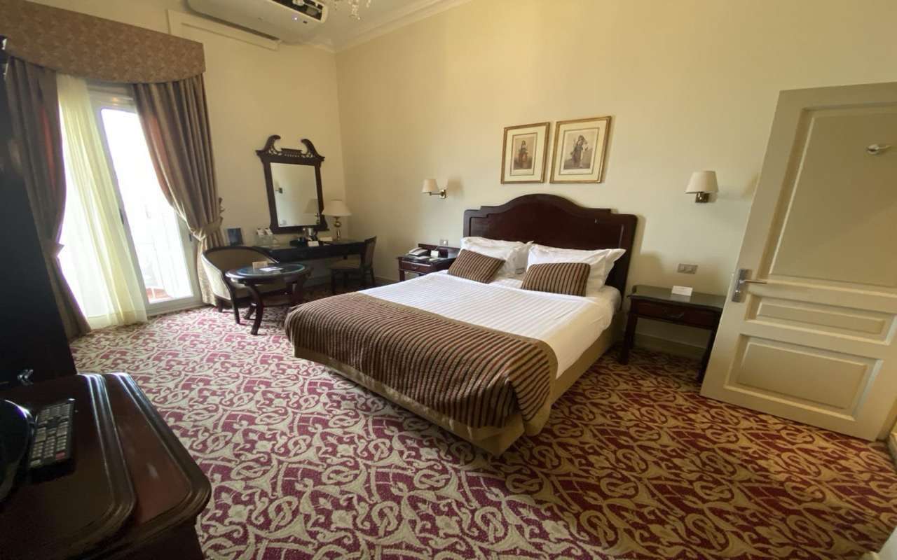 Square Room Sea Side View 1