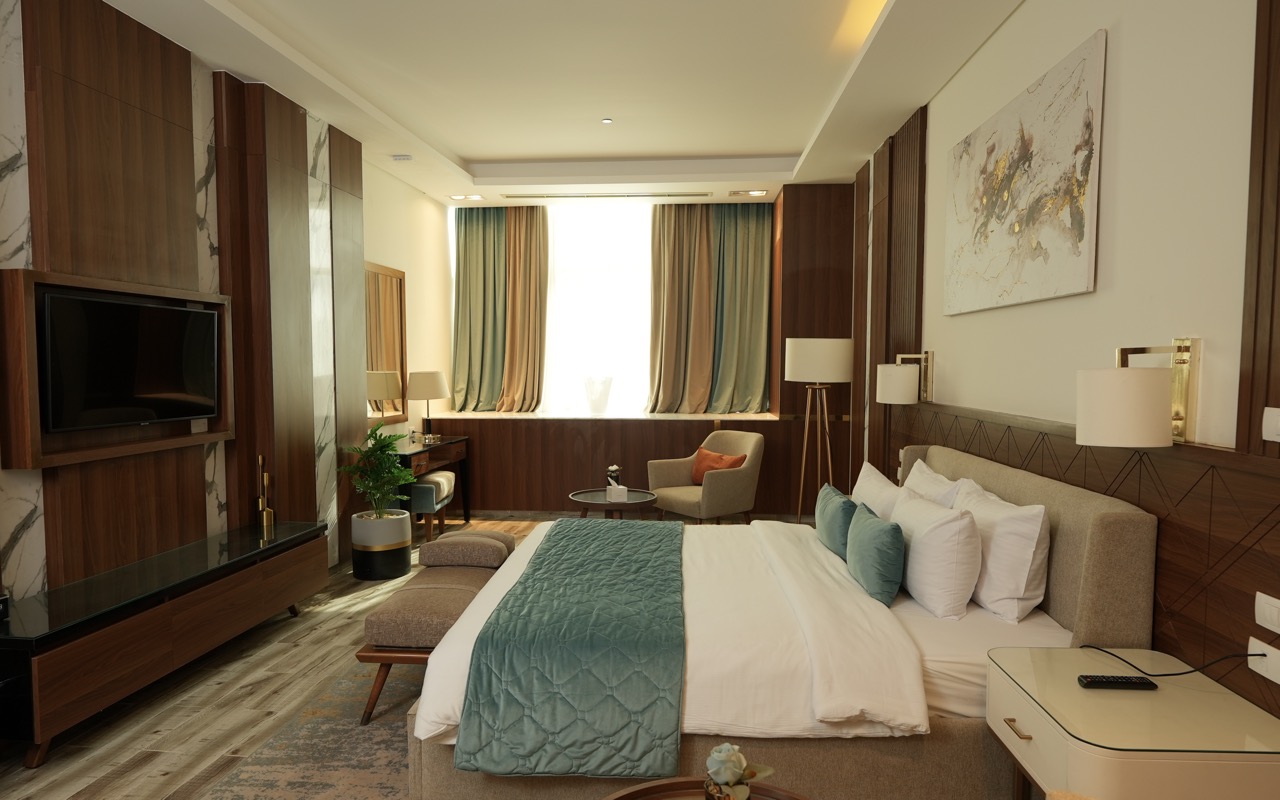 Premium Room Sea & Pool View 2