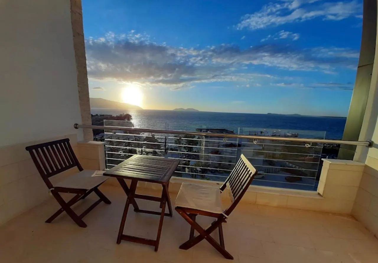 Family Room Balcony Sea View 3