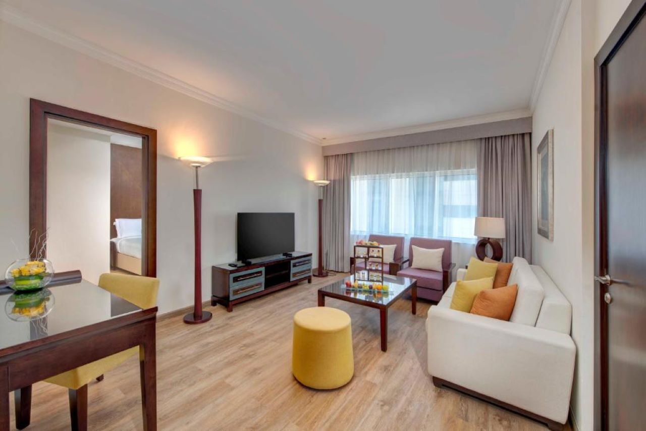 Suite 2