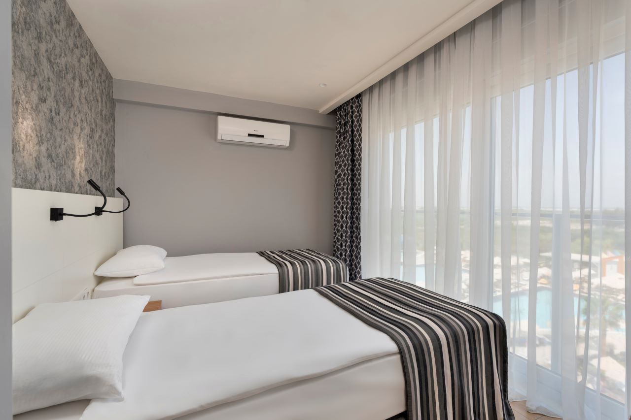 Family Suite 1