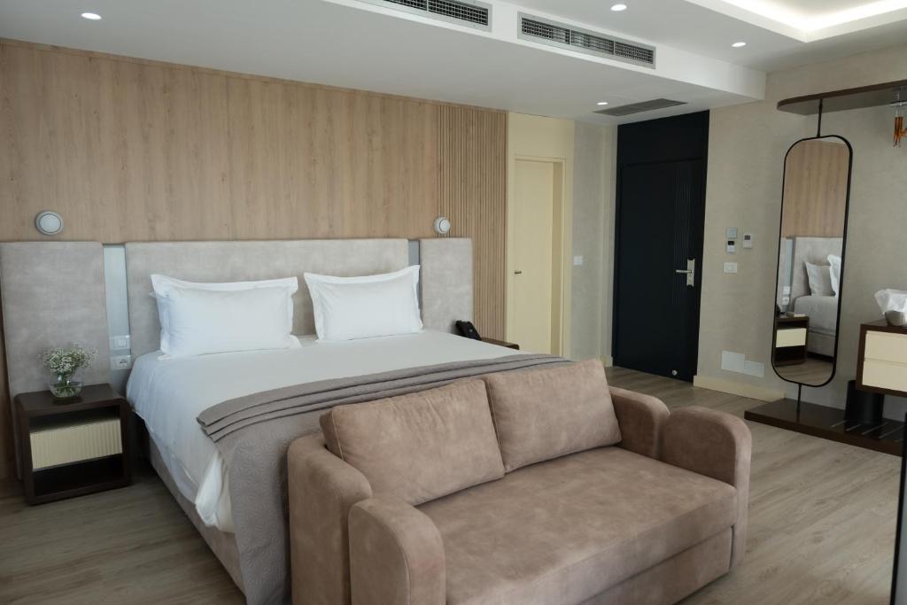 Superior Suite Sea View 1