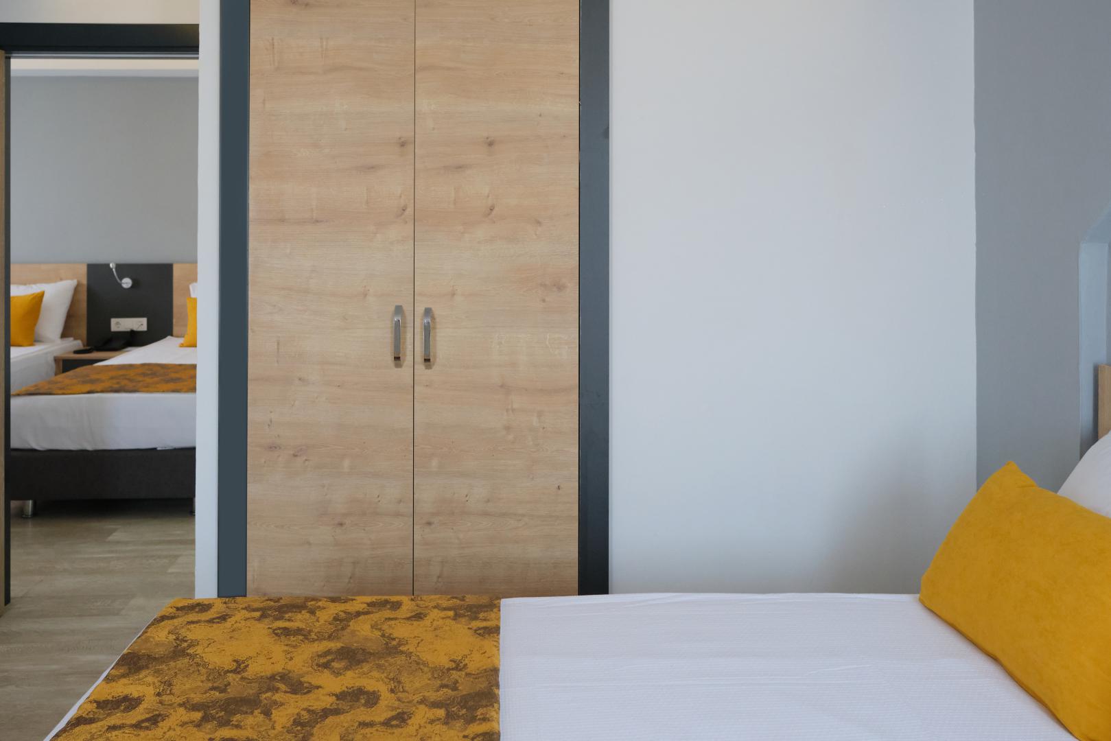 Eco Room Land View 3