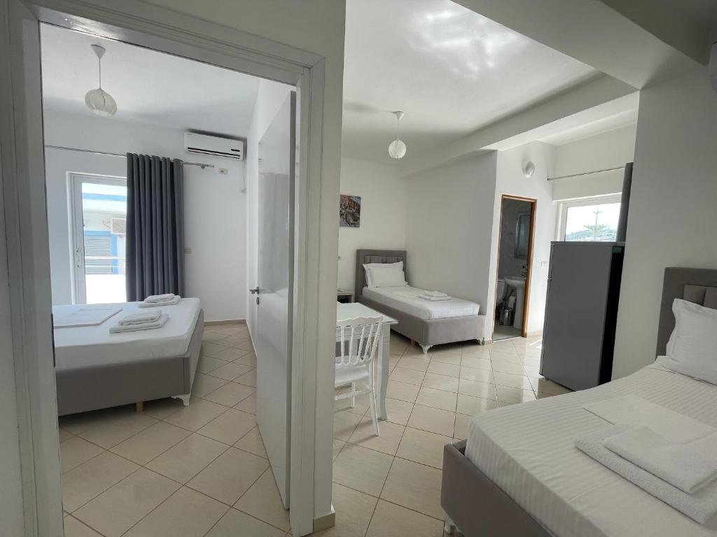 Apartment With Kitchen 2