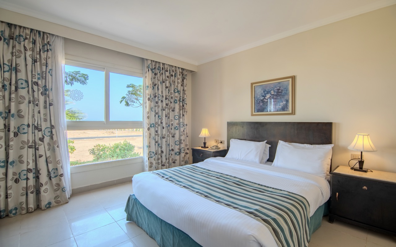 Family Suite Garden View Room 1