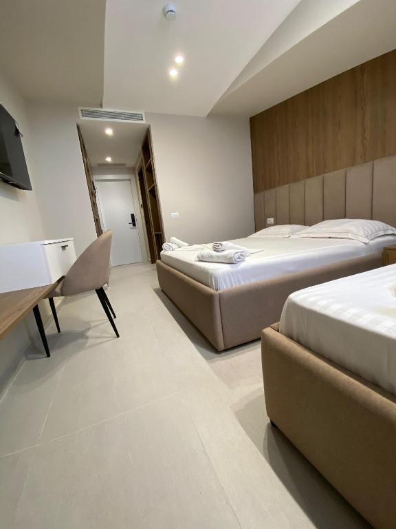 Budget Triple Room 2