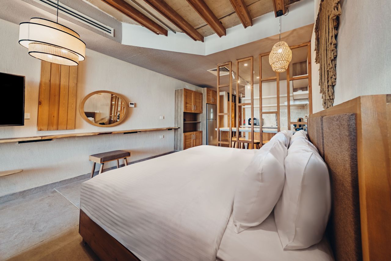 Deluxe Suite Two Bedrooms 2