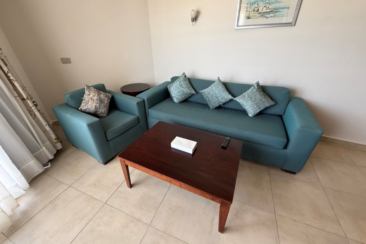 Executive Suite 2