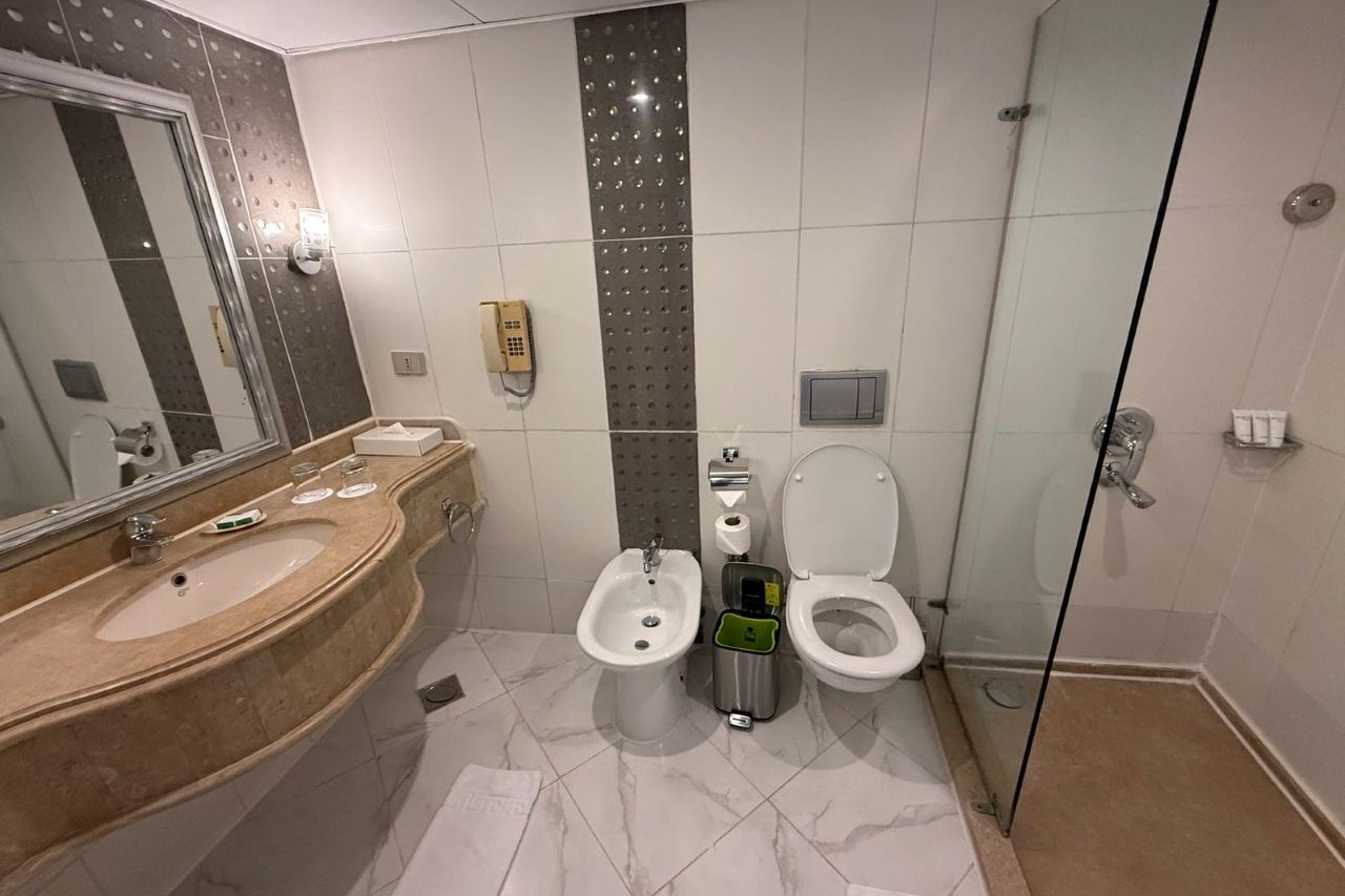 Executive Suite 3
