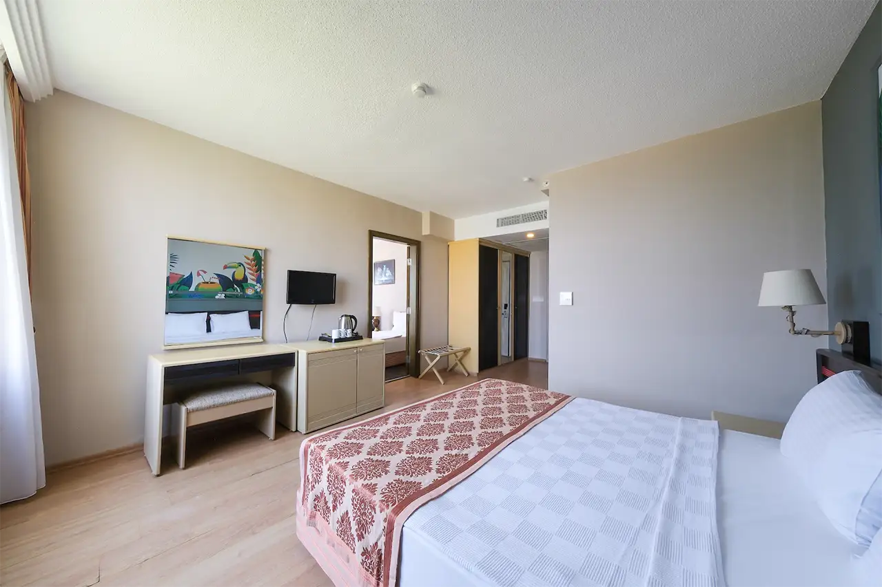 Family Room 2 Rooms 2