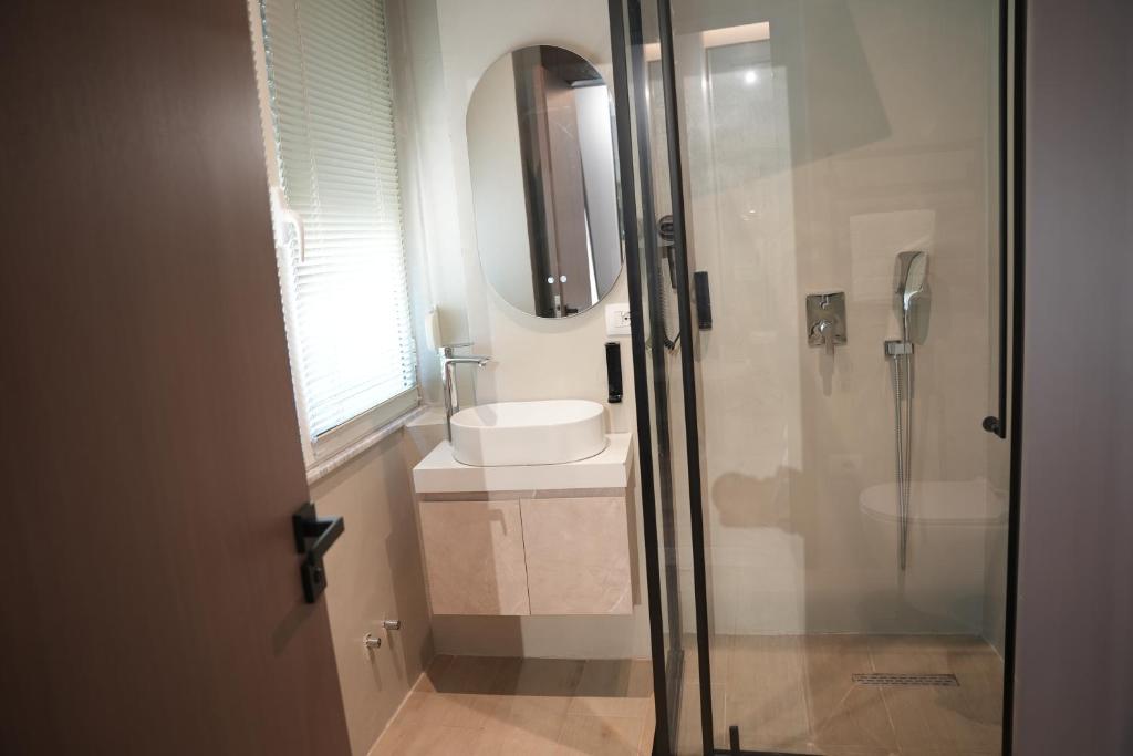 Small Room 3