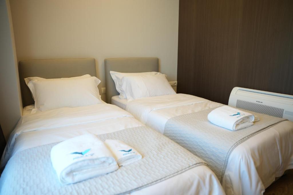 Standard Twin Room 1