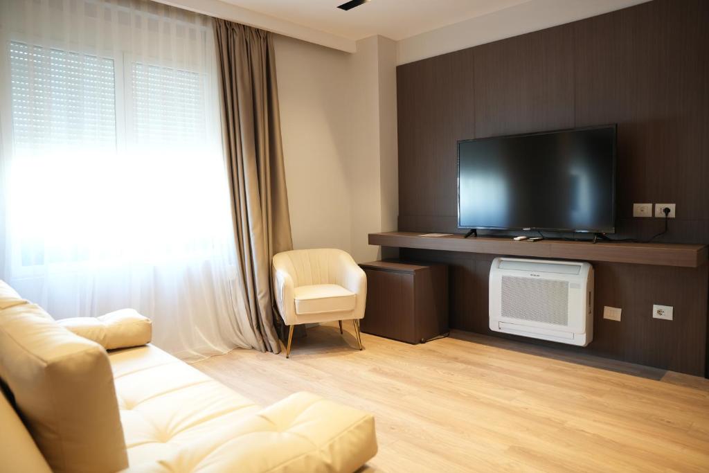 King Deluxe Room 4